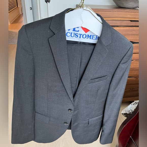 Dkny Other - Men’s DKNY slim fit suit